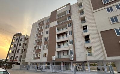 Project Image of 716.45 - 882.64 Sq.ft 3 BHK Apartment for buy in Pinnacle Place