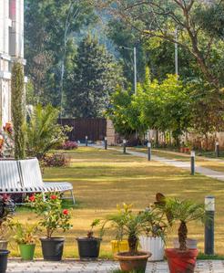 Project Image of 2665.5 - 6532.04 Sq.ft 3 BHK Apartment for buy in Park Belles Phase 2