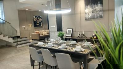 Project Image of 579.0 - 1626.0 Sq.ft 1 BHK Apartment for buy in Mayflower Estate Apartments