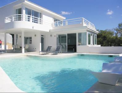 Karam Exotica ele.jpg 1