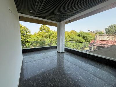 Project Image of 1250.0 - 2550.0 Sq.ft 3 BHK Builder Floor for buy in Rudra Luxury Homes