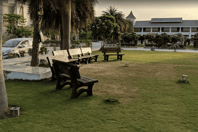 Project Image of 1034.0 - 3055.0 Sq.ft 3 BHK Villa for buy in Avadh Lake Palace