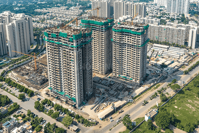 Project Image of 4130.0 - 11400.0 Sq.ft 4 BHK Apartment for buy in Goyal And Co Riviera Majestica