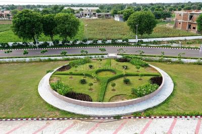 Aryan Yaduraj Enclave Phase lll Landscaped Gardens 1