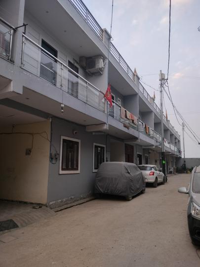 NCR Orchid Villa - Image 4