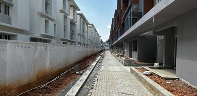 Project Image of 2239.0 - 3467.0 Sq.ft 3 BHK Row House for buy in Radiance Gardenia