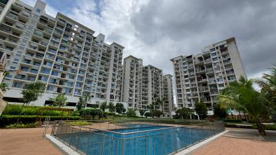 Project Image of 710.96 - 916.98 Sq.ft 2 BHK Apartment for buy in Pharande L Axis Phase II Cluster B