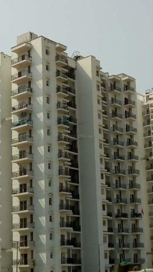 Maxblis White House II - Image 3