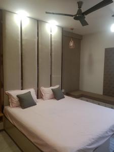 Project Image of 1242.0 - 1495.0 Sq.ft 3 BHK Apartment for buy in S R Ishaan Heights