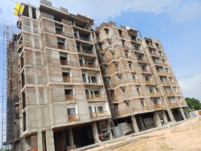 Project Image of 1475.0 - 1924.0 Sq.ft 4 BHK Villa for buy in Aamrapali Luxuria