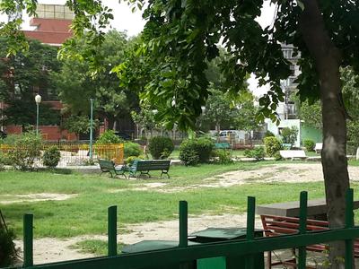 Rishabh Properties Rishabh Homes 4 Landscaped Gardens 2