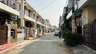 Project Image of 1500.0 - 2300.0 Sq.ft 3 BHK Villa for buy in Sri Sai Basera