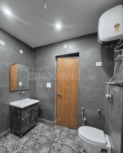 Project Image of 0.0 - 2400.0 Sq.ft 4 BHK Builder Floor for buy in YK Luxury Floors