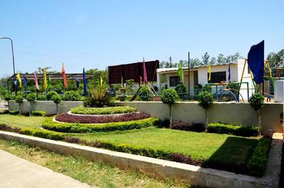 Project Image of 1015.0 - 1305.0 Sq.ft 2 BHK Apartment for buy in RRG Township