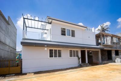Project Image of 950.0 - 1800.0 Sq.ft 2 BHK Villa for buy in V Square Shreyas Mini Town
