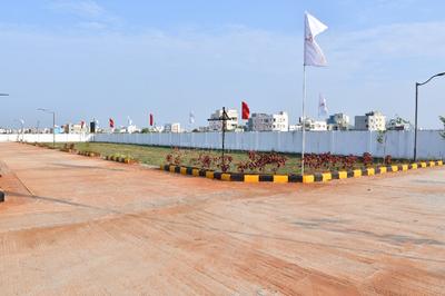 Project Image of 990.0 - 1912.0 Sq.ft Residential Plot Plot for buy in Jayam Opal Springs