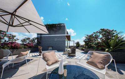 Vraj 18th Avenue Terrace Garden 1