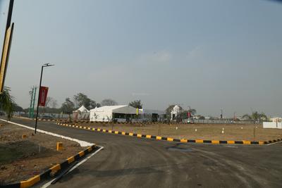 Project Image of 800.0 - 2953.0 Sq.ft Residential Plot Plot for buy in Madha Township
