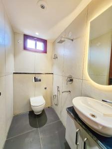 Project Image of 900.0 - 1200.0 Sq.ft 4 BHK Builder Floor for buy in Jai Maa Luxury Homes