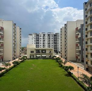 LDA Aishbagh Heights Landscaped Gardens 2