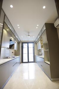 Project Image of 2500.0 - 3500.0 Sq.ft 4 BHK Builder Floor for buy in Selling Sunset South City 1