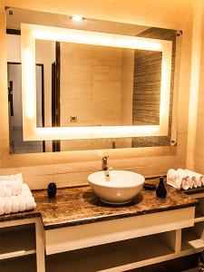 Project Image of 3534.0 - 4595.0 Sq.ft 3 BHK Apartment for buy in Ezzy The Avenue