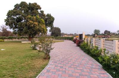 Project Image of 1130.22 - 3541.35 Sq.ft Residential Plot Plot for buy in Balaji Vrindavan Park