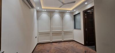 Bargainer Greenwood Luxurious Floor Living Area 1