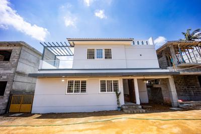 Project Image of 950.0 - 1800.0 Sq.ft 2 BHK Villa for buy in V Square Shreyas Mini Town