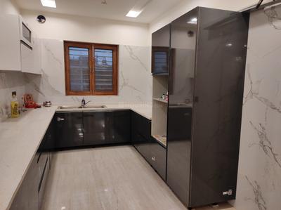 Level Up Luxury Floors Kitchen 1