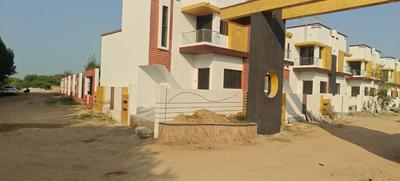 Project Image of 165.23 - 387.61 Sq.ft 1 BHK Bungalow for buy in Stallion Radhaswami Village