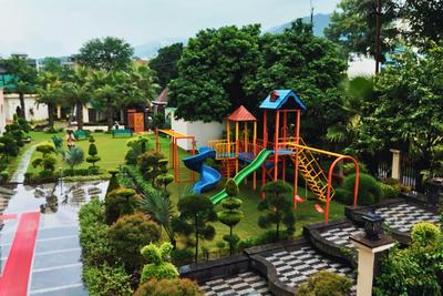 Project Image of 1550.0 - 5550.0 Sq.ft 2 BHK Apartment for buy in Best Oriana