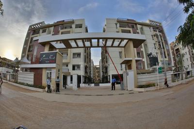 Project Image of 1400.0 - 2000.0 Sq.ft 3 BHK Apartment for buy in Om Sree Patels Green Park