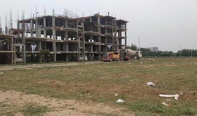 Project Image of 661.33 - 1464.75 Sq.ft Residential Plot Plot for buy in Supertech Hill Estate