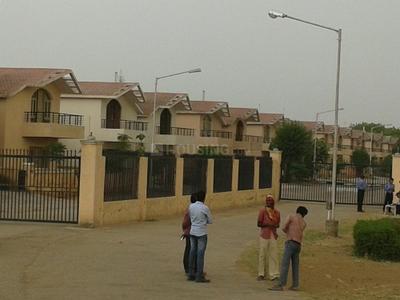 Project Image of 2000.0 - 2400.0 Sq.ft 3 BHK Villa for buy in Landmark Platinum Villas