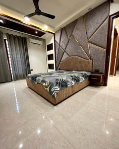 Project Image of 600.0 - 900.0 Sq.ft 3 BHK Builder Floor for buy in Satish Floors