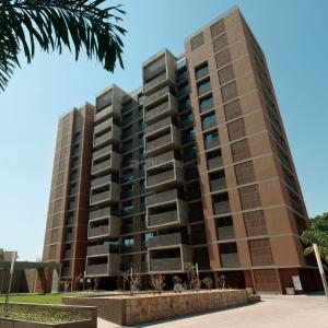 Project Image of 3060 Sq.ft 4 BHK Apartment / Flat for sale in Gurukul for Rs. 30000000
