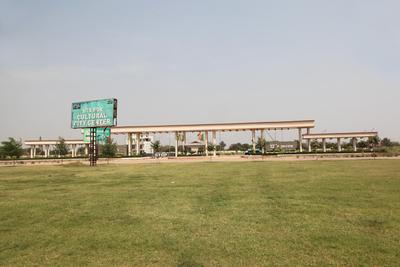 Project Image of 1305.0 - 1827.0 Sq.ft Residential Plot Plot for buy in 32nd Parkview Gaur Yamuna City