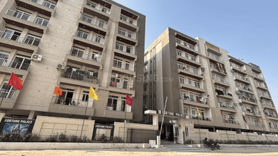 Project Image of 872.09 - 1168.64 Sq.ft 3 BHK Apartment for buy in Siddhi Fortune Palace D