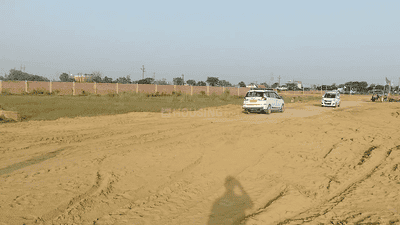 Project Image of 900.0 - 1800.0 Sq.ft Residential Plot Plot for buy in Golden City