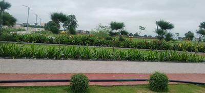 Omaxe Pratham Phase III Landscaped Gardens 4