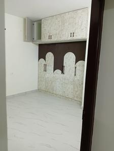 Hannah Crown Bedroom 1