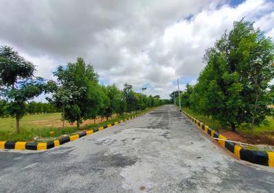 Project Image of 1323.0 - 2790.0 Sq.ft Residential Plot Plot for buy in Gayathri Emerald City