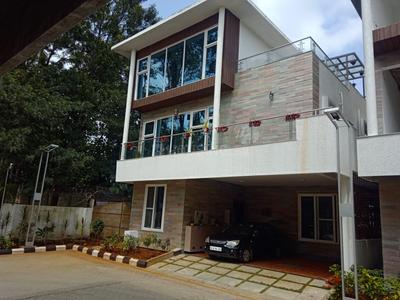 Project Image of 2460.0 - 4492.0 Sq.ft 4 BHK Villa for buy in Shravanthi Oakridge