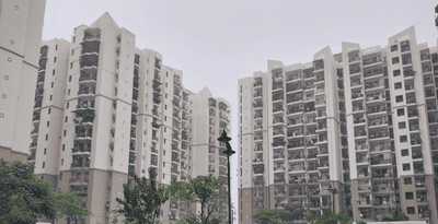Project Image of 950.0 - 1480.0 Sq.ft 2 BHK Apartment for buy in SVP Gulmohur Garden