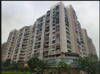 Project Image of 481.04 - 909.0 Sq.ft 1 BHK Apartment for buy in Poonam Park View Phase II