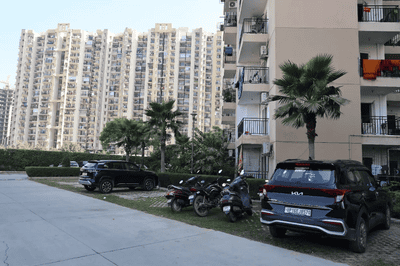 Project Image of 761.89 - 1152.4 Sq.ft 3 BHK Apartment for buy in Nirala Estate Phase V
