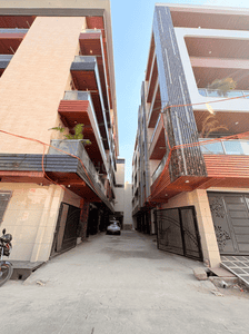 Project Image of 900.0 - 1250.0 Sq.ft 3 BHK Builder Floor for buy in DD Luxury Floors