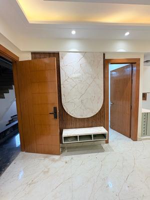 Project Image of 2150.0 - 2300.0 Sq.ft 4 BHK Builder Floor for buy in Emerald Crest 4