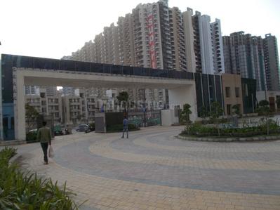 Gallery Cover Pic of Ajnara Le Garden Tower A B And C